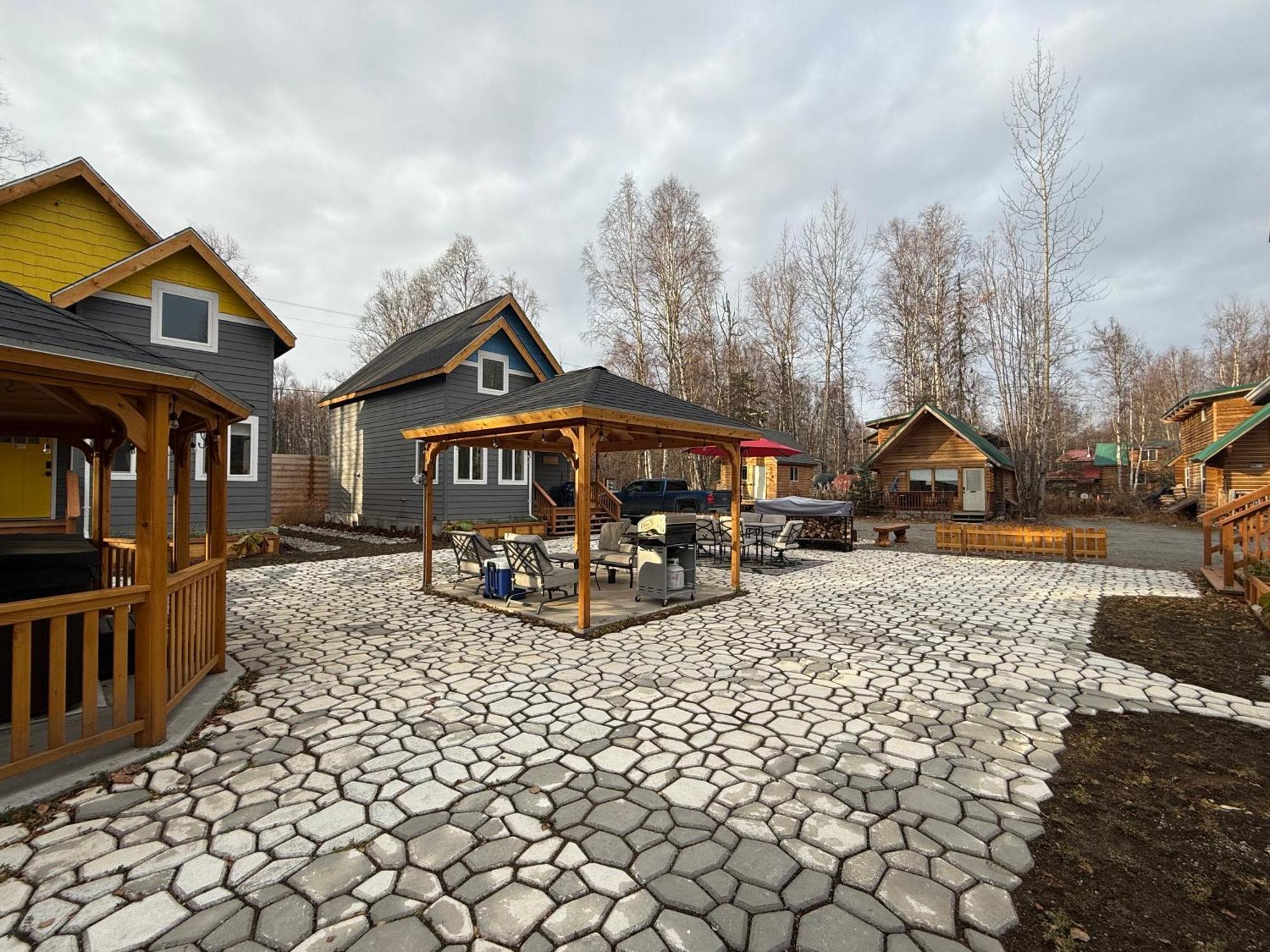 Talkeetna Log Cabin With Hot Tub Unit 2 외부 사진