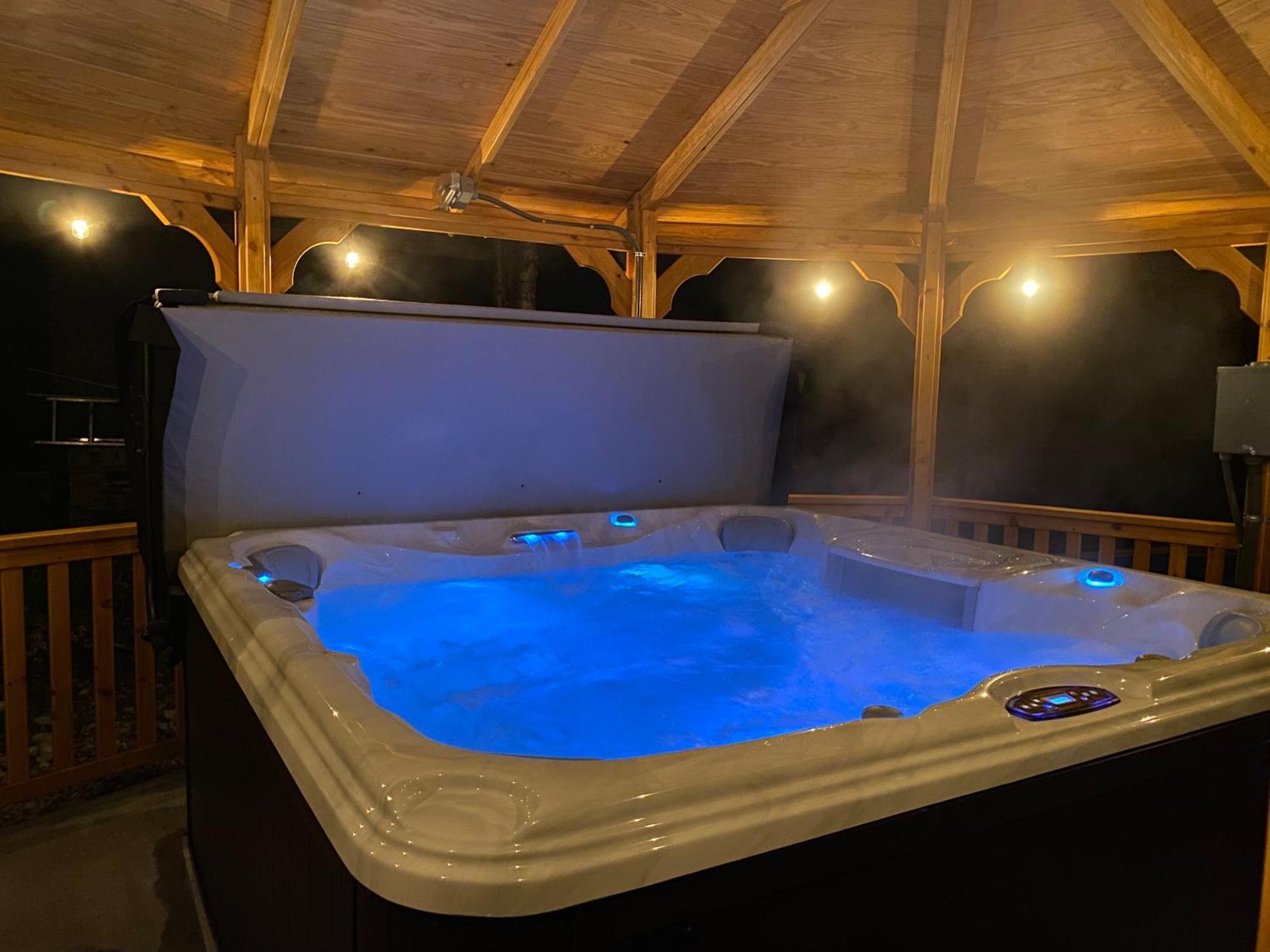 Talkeetna Log Cabin With Hot Tub Unit 2 외부 사진
